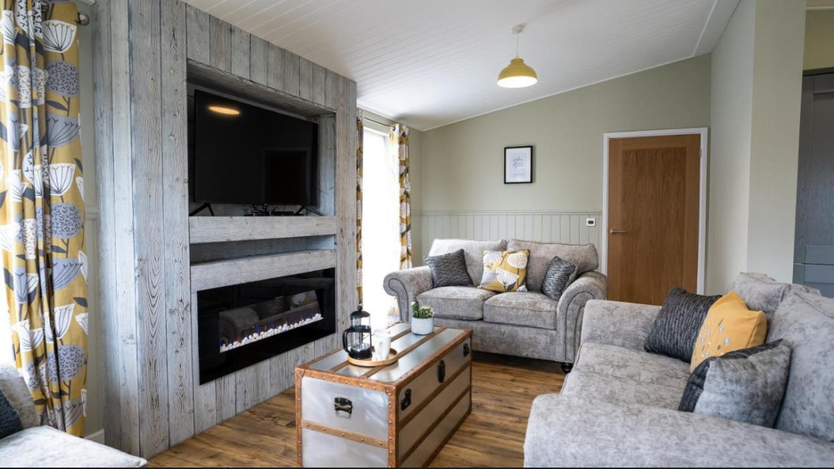 Seven Sisters walk with 2 Night Stop Over in Lodge with HotTub 🔥 31st May - 2nd June