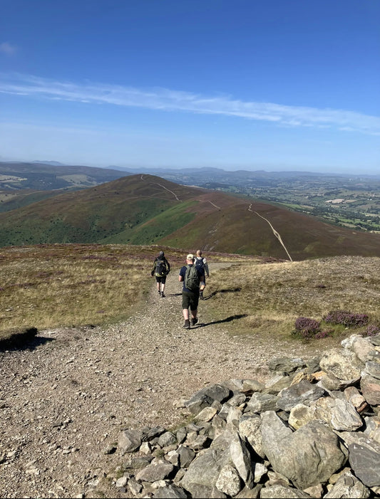 Moel y Gamelin & Moel y Faen Circular with a drive through Horseshoe Pass and Cafe stop in Llangollen (Clwydian Range) Sunday 14th June 🏴󠁧󠁢󠁷󠁬󠁳󠁿