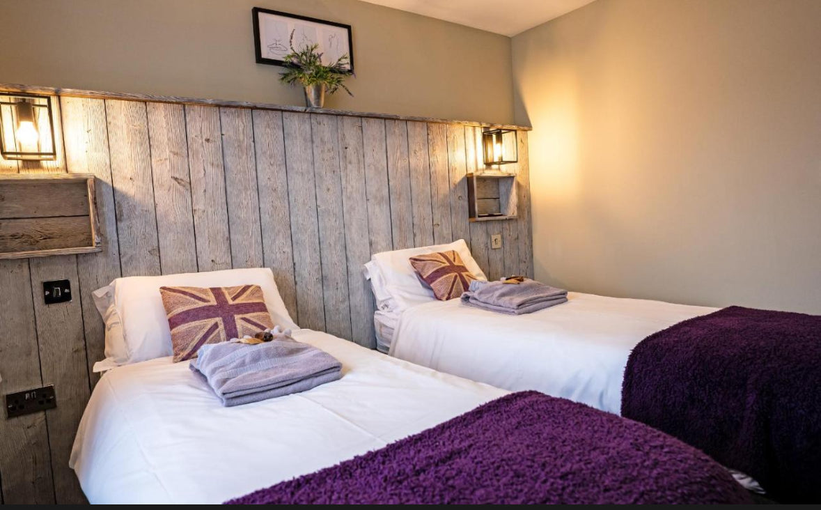 Seven Sisters walk with 2 Night Stop Over in Lodge with HotTub 🔥 31st May - 2nd June