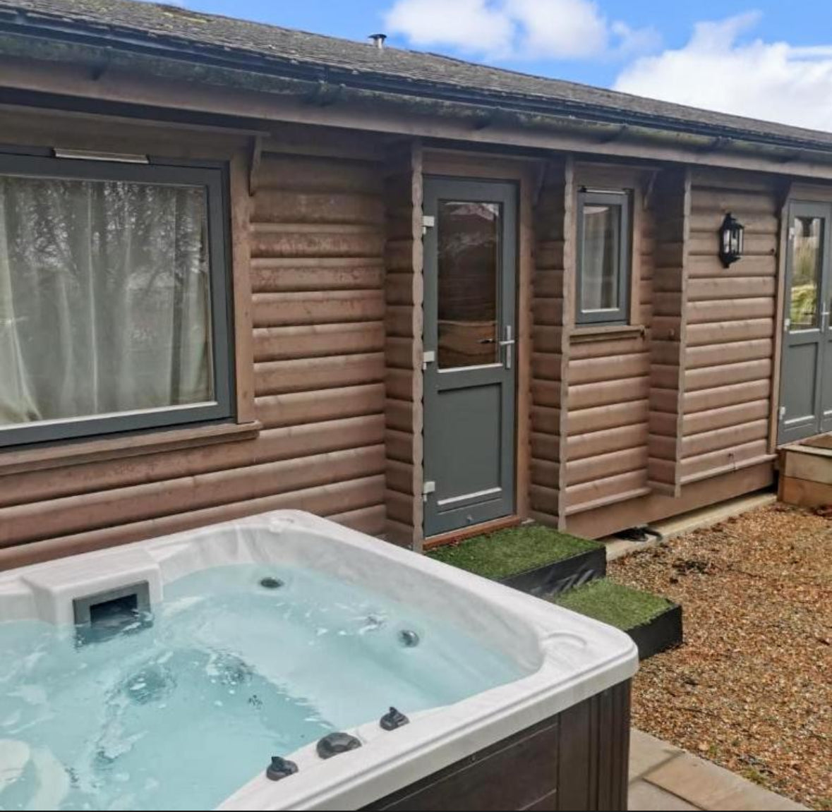 Seven Sisters walk with 2 Night Stop Over in Lodge with HotTub 🔥 31st May - 2nd June