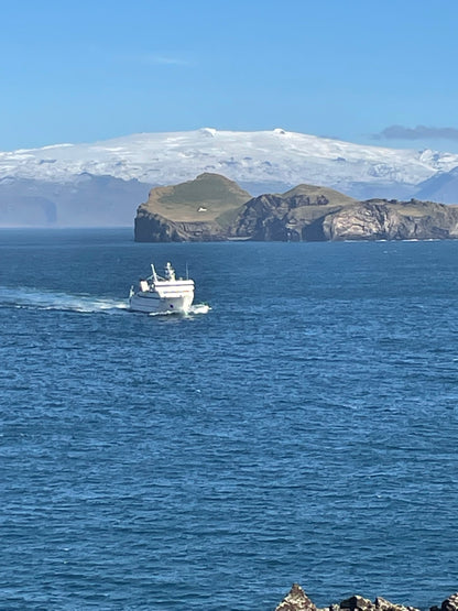 ICELAND Bucket List Adventure - 5 Nights/6 Days. March 25th - 30th 2026.